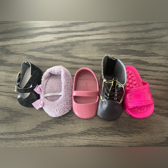 Missing Pair 18-Inch Doll Shoes (6 shoes) - Picture 3 of 6